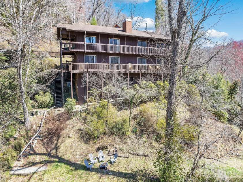 182 Allison Drive, Maggie Valley, NC 28751.  MLS# CAR4418843, YatesRealty ID 47226. 