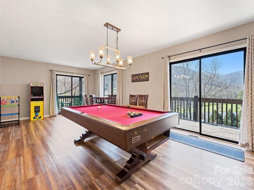 182 Allison Drive, Maggie Valley, NC 28751.  MLS# CAR4418843, YatesRealty ID 47226. 