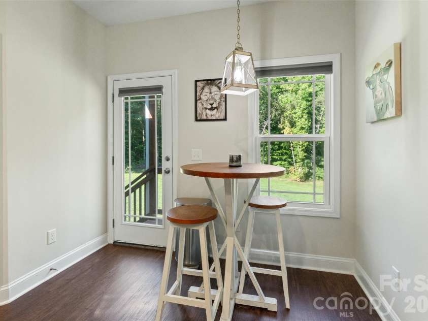 165 Rambler Lane, Blacksburg, SC 29702.  MLS# CAR4418607, YatesRealty ID 47229. Eating Area