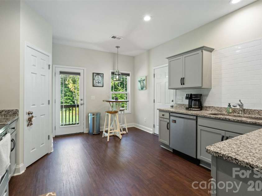 165 Rambler Lane, Blacksburg, SC 29702.  MLS# CAR4418607, YatesRealty ID 47229. Kitchen