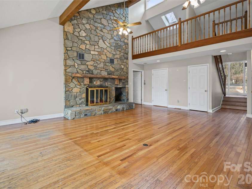16631 Harbor View Road, Charlotte, NC 28278.  MLS# CAR4345664, YatesRealty ID 4723. 