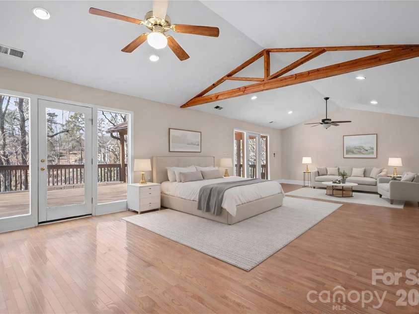 16631 Harbor View Road, Charlotte, NC 28278.  MLS# CAR4345664, YatesRealty ID 4723. 