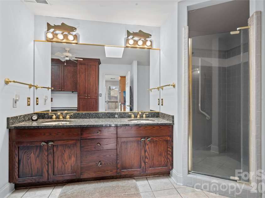 16631 Harbor View Road, Charlotte, NC 28278.  MLS# CAR4345664, YatesRealty ID 4723. 