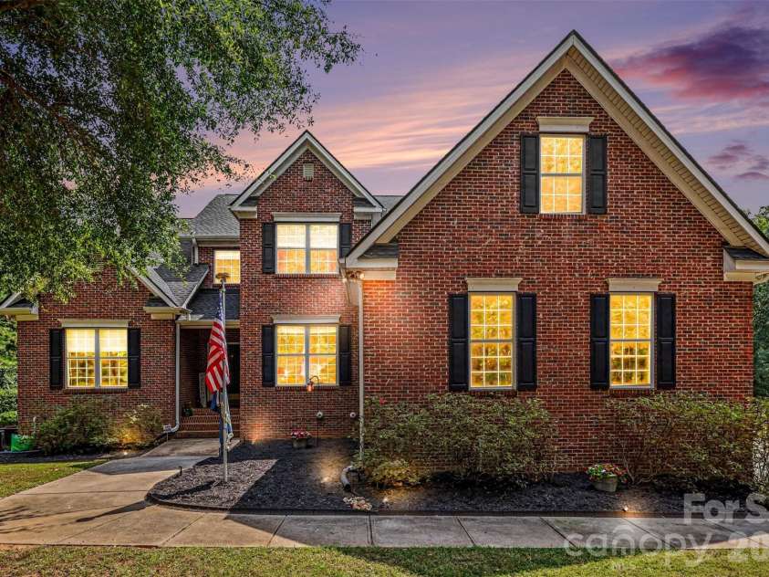 3647 Venetian Way, York, SC 29745.  MLS# CAR4417986, YatesRealty ID 47230. Front Elevation