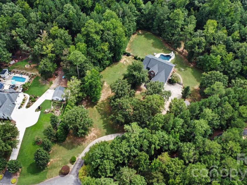 3647 Venetian Way, York, SC 29745.  MLS# CAR4417986, YatesRealty ID 47230. Privacy from surrounding homes