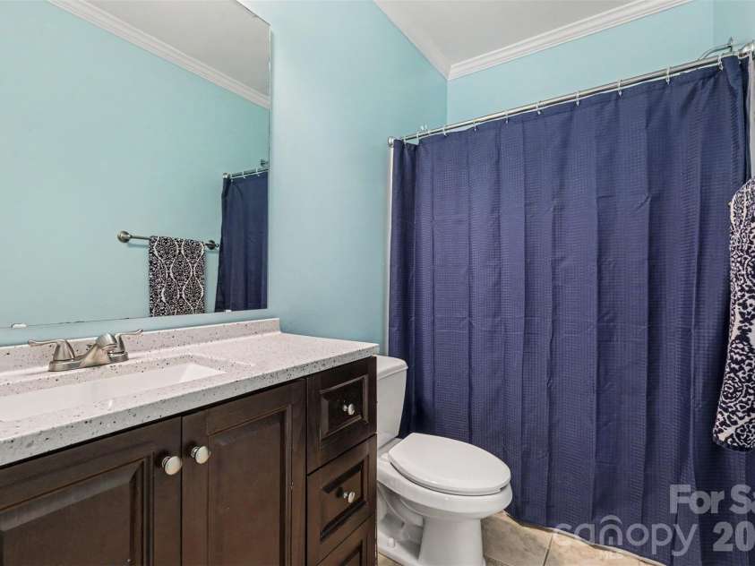 3647 Venetian Way, York, SC 29745.  MLS# CAR4417986, YatesRealty ID 47230. Upstairs bedroom attached full bath