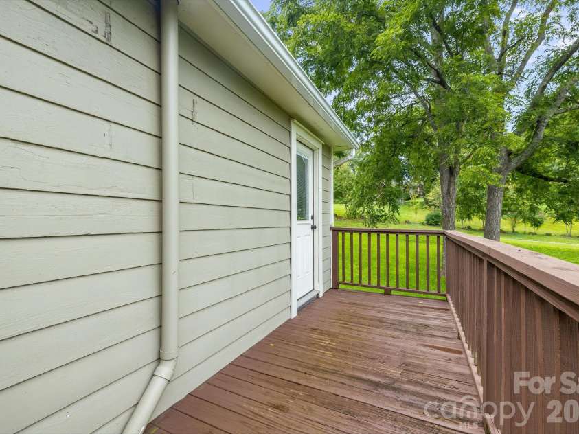 2117 Old Clyde Road, Clyde, NC 28721.  MLS# CAR4418140, YatesRealty ID 47233. 