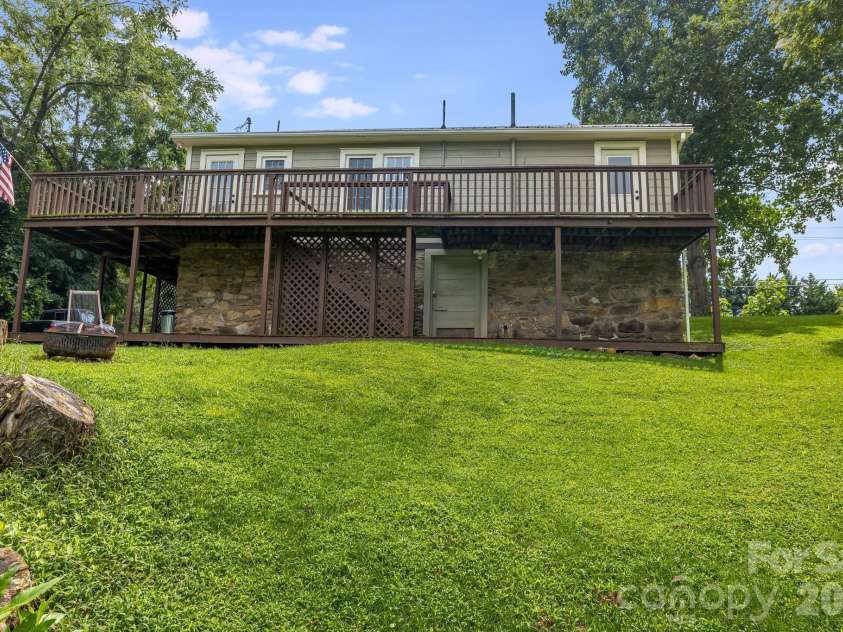 2117 Old Clyde Road, Clyde, NC 28721.  MLS# CAR4418140, YatesRealty ID 47233. 