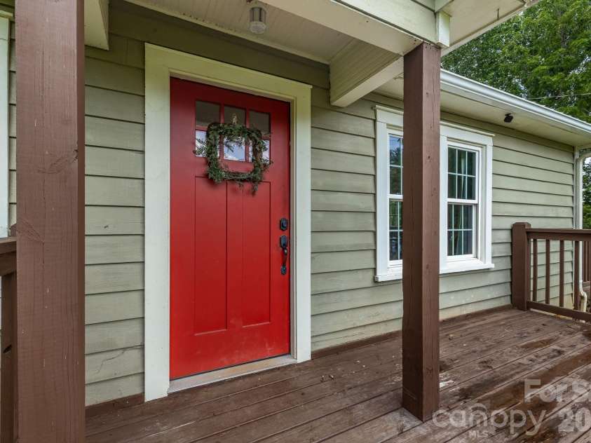 2117 Old Clyde Road, Clyde, NC 28721.  MLS# CAR4418140, YatesRealty ID 47233. 
