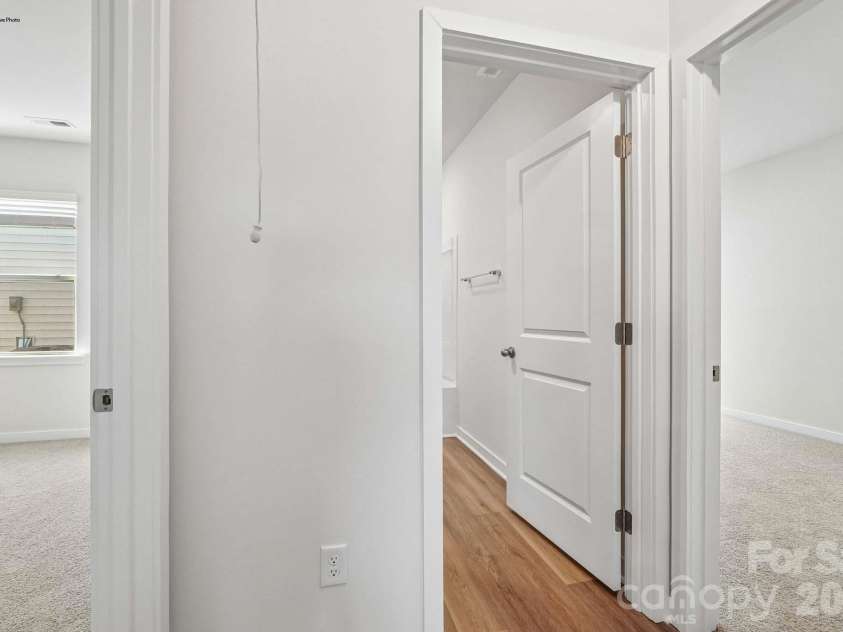 4665 Fanning Road, Hickory, NC 28602.  MLS# CAR4418992, YatesRealty ID 47234. 