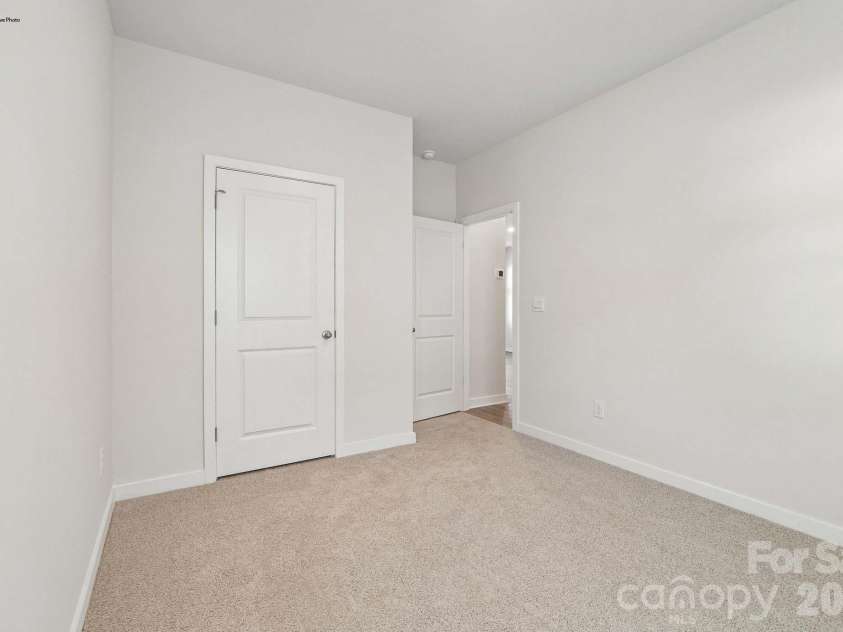 4665 Fanning Road, Hickory, NC 28602.  MLS# CAR4418992, YatesRealty ID 47234. 