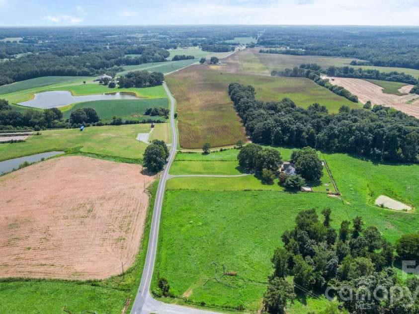 2915 Mills Harris Road, Marshville, NC 28103.  MLS# CAR4412420, YatesRealty ID 47236. 