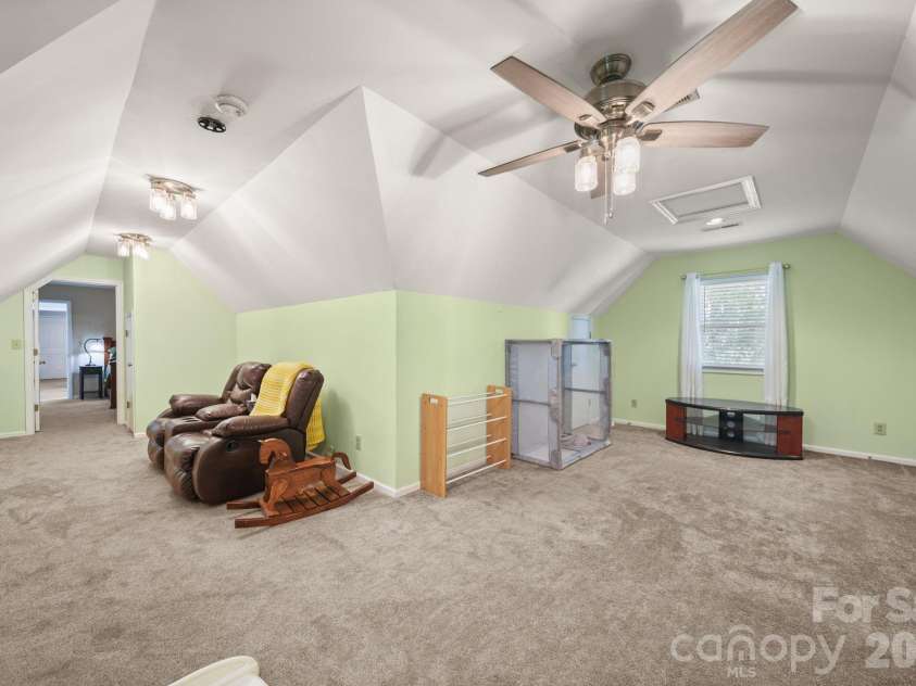 2915 Mills Harris Road, Marshville, NC 28103.  MLS# CAR4412420, YatesRealty ID 47236. Bonus Room