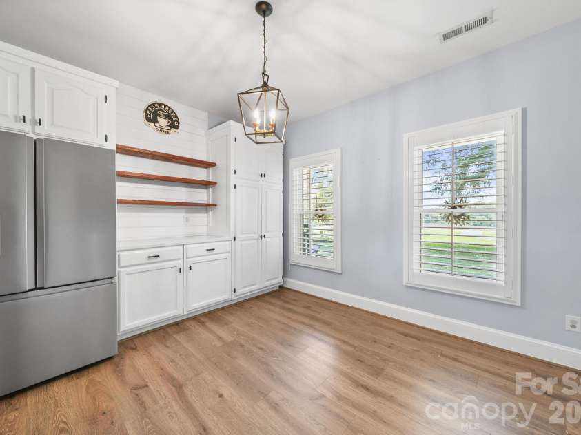 2915 Mills Harris Road, Marshville, NC 28103.  MLS# CAR4412420, YatesRealty ID 47236. Breakfast Area