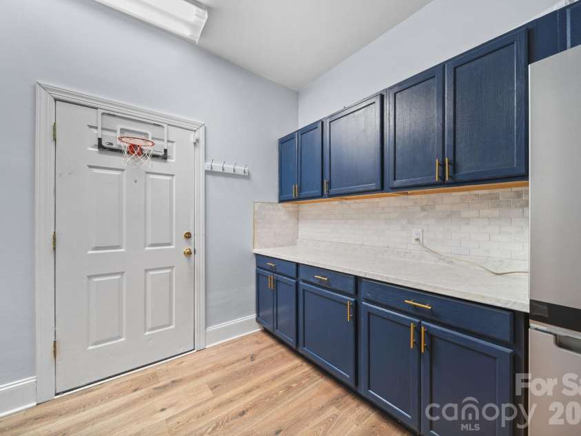 2915 Mills Harris Road, Marshville, NC 28103.  MLS# CAR4412420, YatesRealty ID 47236. Kitchenette