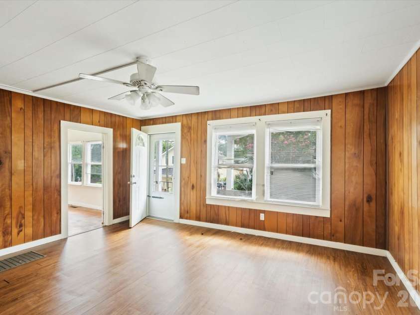 138 West Lane, Brevard, NC 28712.  MLS# CAR4417010, YatesRealty ID 47237. 