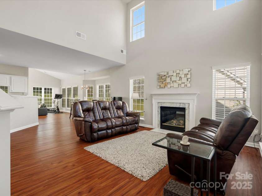 10107 Atkins Ridge Drive, Charlotte, NC 28213.  MLS# CAR4241737, YatesRealty ID 4724. 