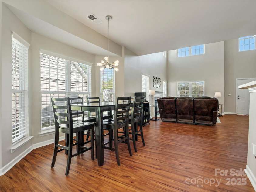 10107 Atkins Ridge Drive, Charlotte, NC 28213.  MLS# CAR4241737, YatesRealty ID 4724. 