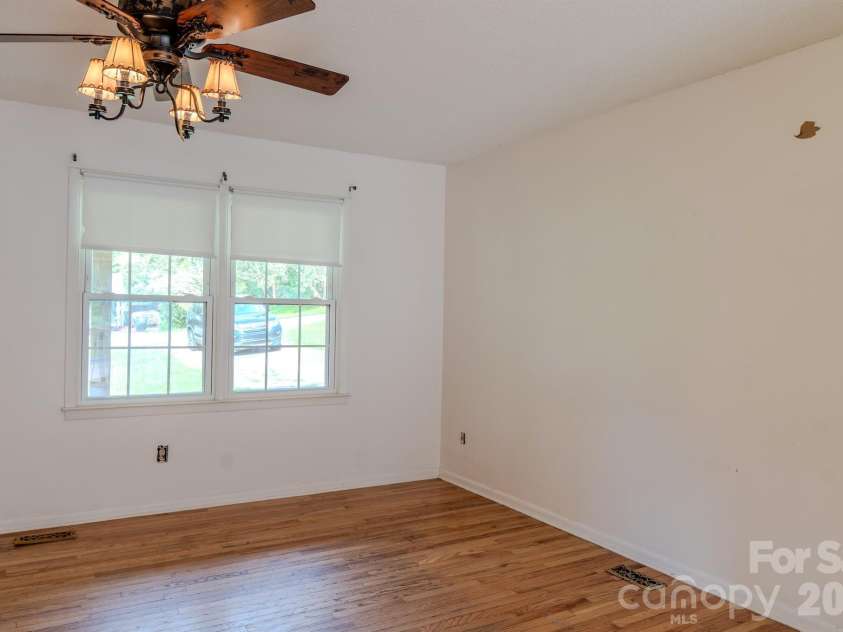 1139 Loblolly Lane, Newton, NC 28658.  MLS# CAR4415938, YatesRealty ID 47241. 