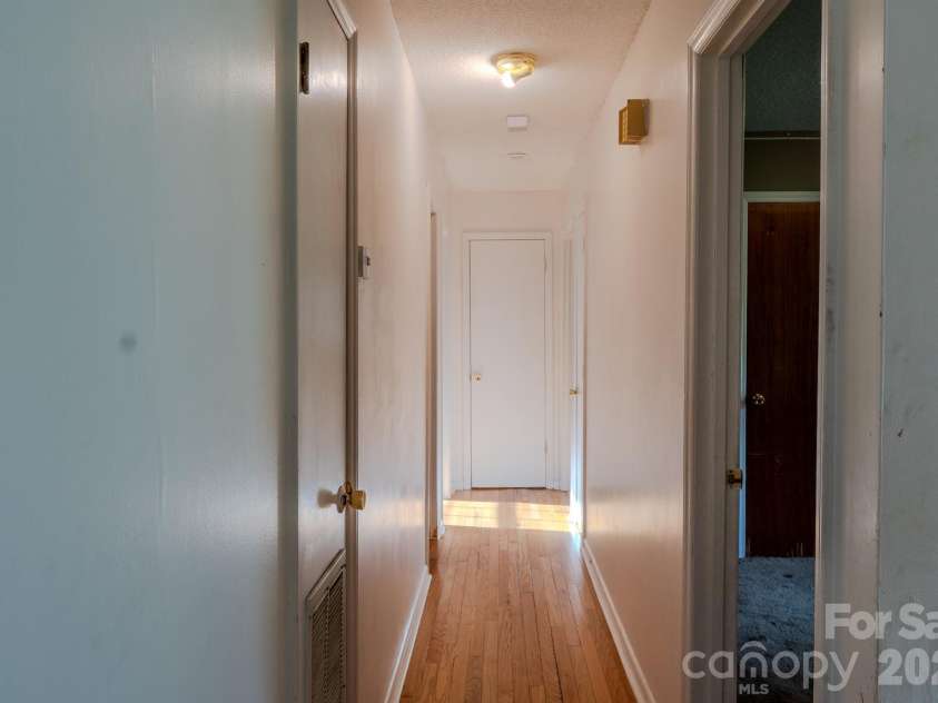 1139 Loblolly Lane, Newton, NC 28658.  MLS# CAR4415938, YatesRealty ID 47241. 