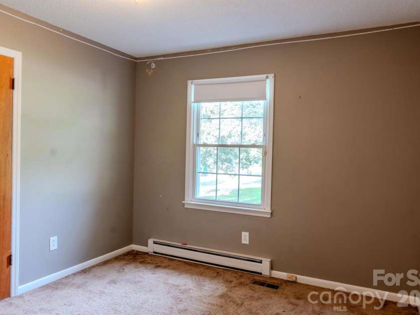 1139 Loblolly Lane, Newton, NC 28658.  MLS# CAR4415938, YatesRealty ID 47241. 