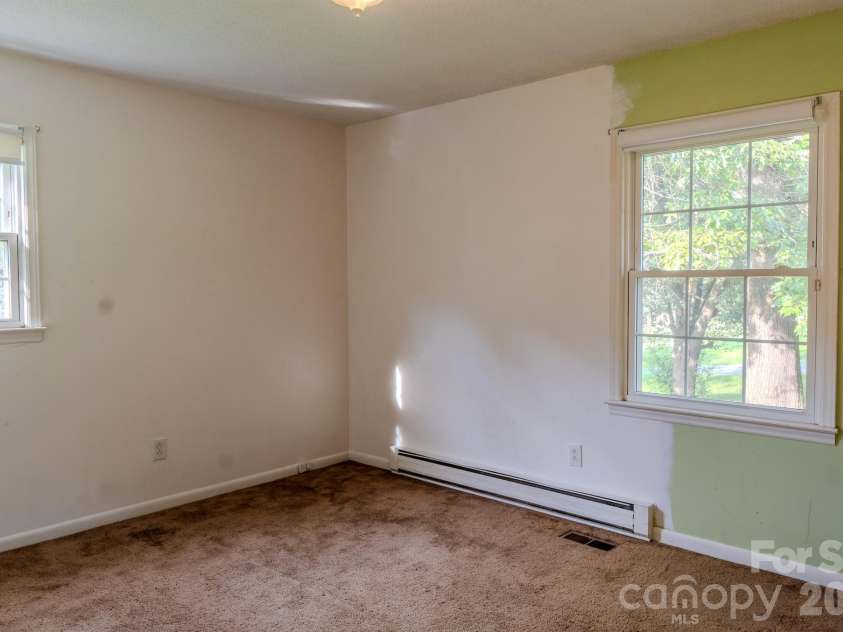 1139 Loblolly Lane, Newton, NC 28658.  MLS# CAR4415938, YatesRealty ID 47241. 