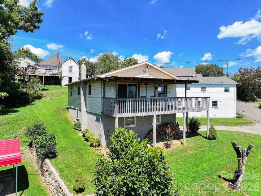83 Rocky Street, Canton, NC 28716.  MLS# CAR4419010, YatesRealty ID 47244. 