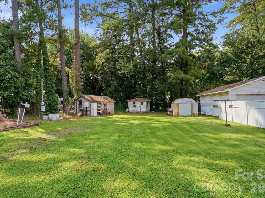109 Salisbury Street, Rockwell, NC 28138.  MLS# CAR4418789, YatesRealty ID 47246. 