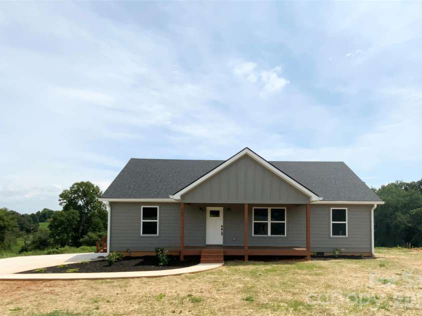 260 Forest Lake Road, Forest City, NC 28043.  MLS# CAR4398442, YatesRealty ID 47247. 