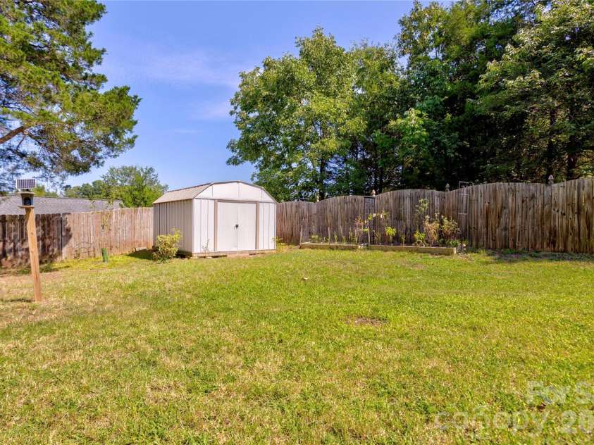 4296 Deacon Court, Concord, NC 28025.  MLS# CAR4417872, YatesRealty ID 47249. 