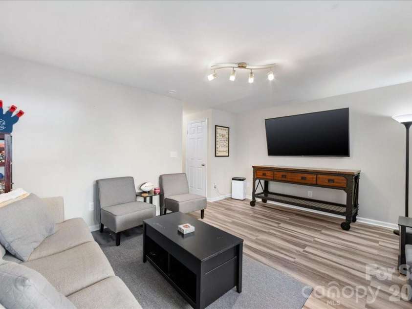 1301 Maple Shade Lane, Charlotte, NC 28270.  MLS# CAR4358514, YatesRealty ID 4725. Bedroom 3/Bonus Room