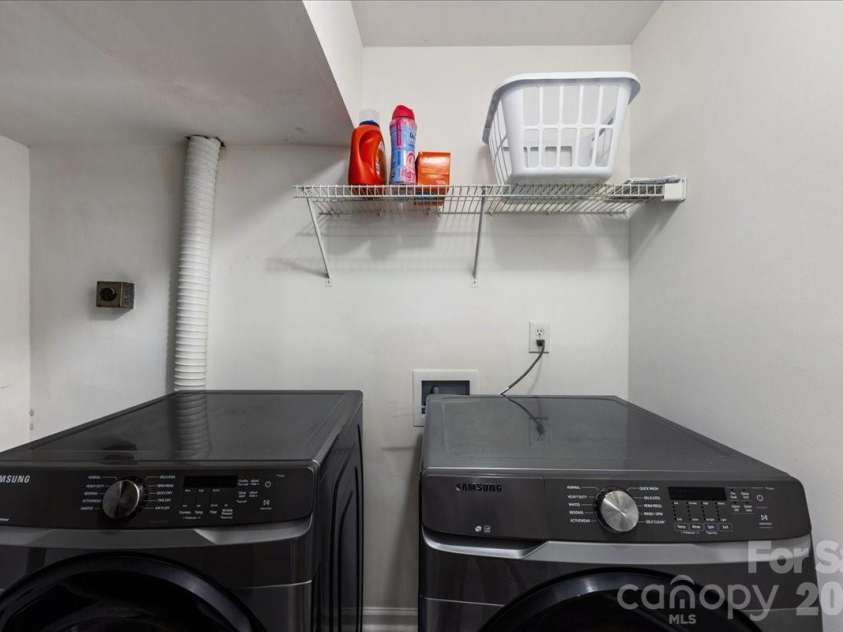 1301 Maple Shade Lane, Charlotte, NC 28270.  MLS# CAR4358514, YatesRealty ID 4725. Laundry