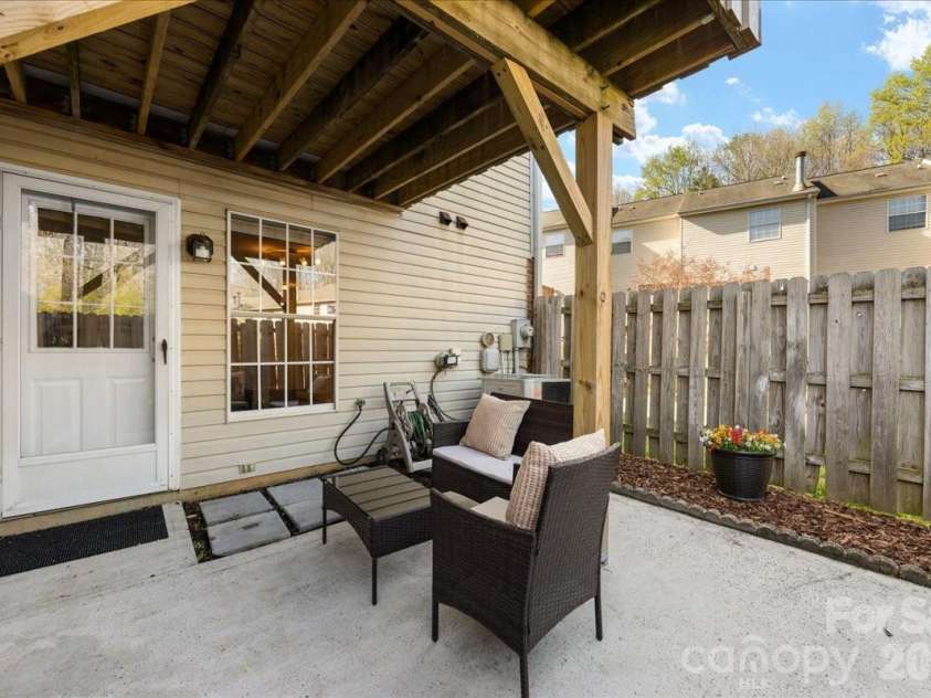 1301 Maple Shade Lane, Charlotte, NC 28270.  MLS# CAR4358514, YatesRealty ID 4725. Patio