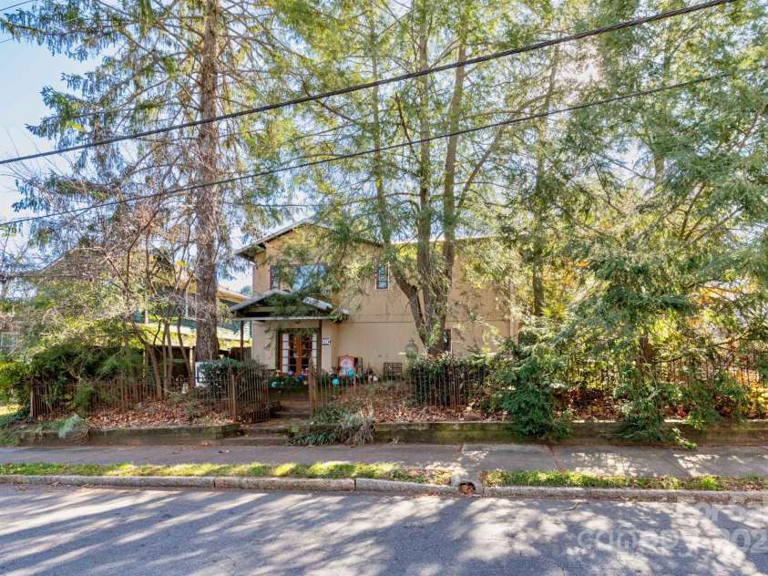 297 Hillside Street, Asheville, NC 28801.  MLS# CAR4326761, YatesRealty ID 4725. View from Hillside St