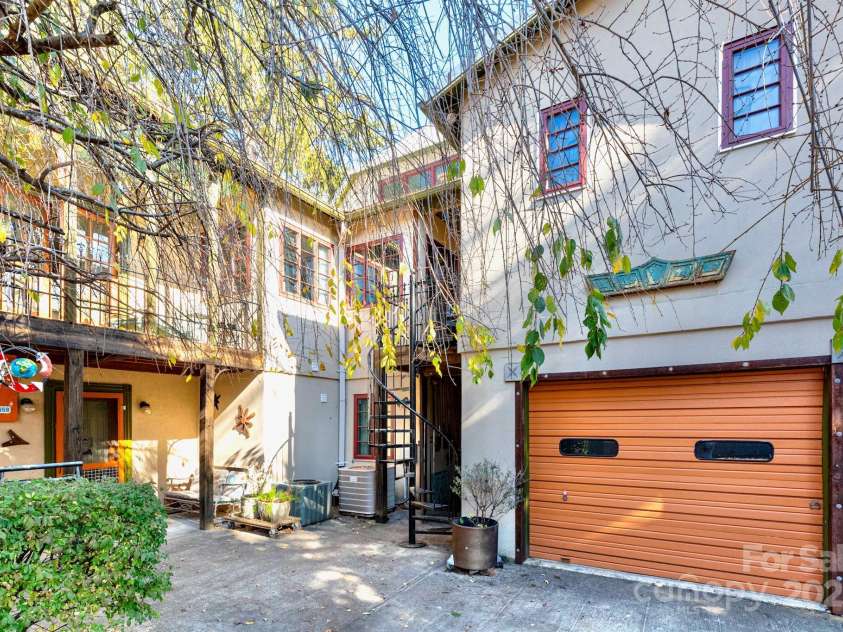 297 Hillside Street, Asheville, NC 28801.  MLS# CAR4326761, YatesRealty ID 4725. View from Lee St