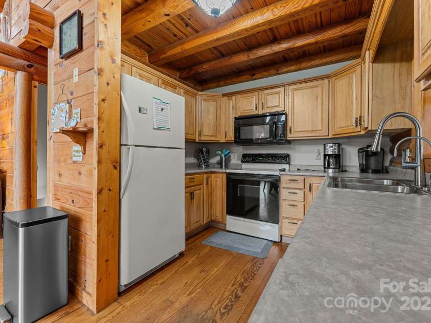 651 Hidden Acres Trail, Franklin, NC 28734.  MLS# CAR4333239, YatesRealty ID 4725. 