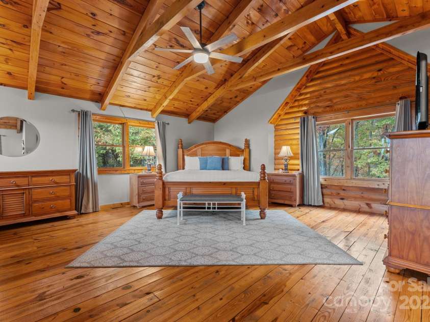 651 Hidden Acres Trail, Franklin, NC 28734.  MLS# CAR4333239, YatesRealty ID 4725. 