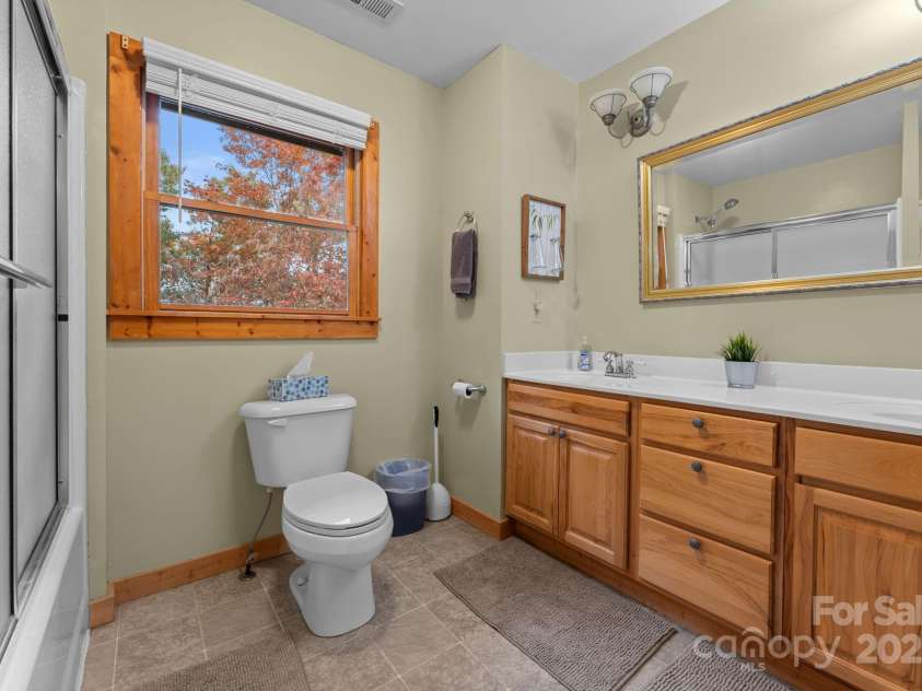 651 Hidden Acres Trail, Franklin, NC 28734.  MLS# CAR4333239, YatesRealty ID 4725. 