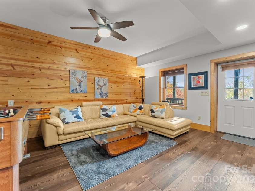 651 Hidden Acres Trail, Franklin, NC 28734.  MLS# CAR4333239, YatesRealty ID 4725. 