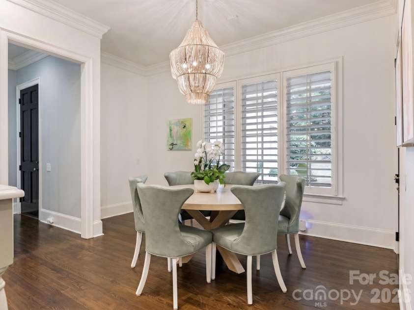 2946 Wheelock Road, Charlotte, NC 28211.  MLS# CAR4386105, YatesRealty ID 47250. Breakfast Room