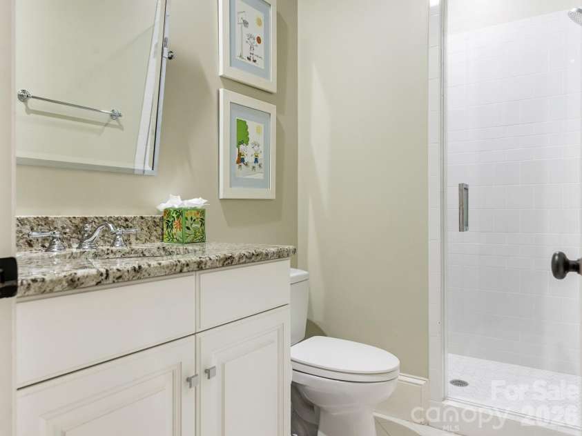 2946 Wheelock Road, Charlotte, NC 28211.  MLS# CAR4386105, YatesRealty ID 47250. Full Bath 3