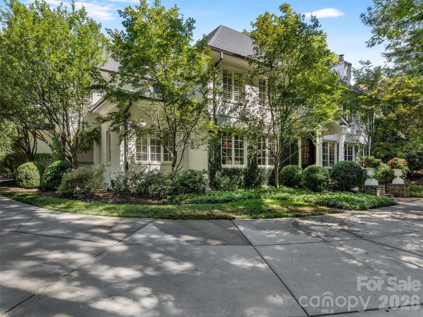 2946 Wheelock Road, Charlotte, NC 28211.  MLS# CAR4422920, YatesRealty ID 47250. 2946 Wheelock Road