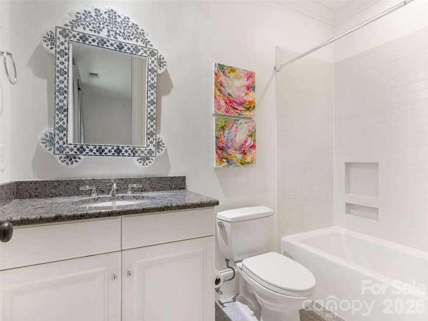 2946 Wheelock Road, Charlotte, NC 28211.  MLS# CAR4422920, YatesRealty ID 47250. Full Bath 3