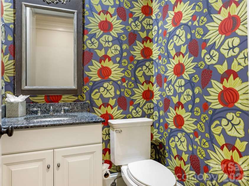 2946 Wheelock Road, Charlotte, NC 28211.  MLS# CAR4422920, YatesRealty ID 47250. Powder Room
