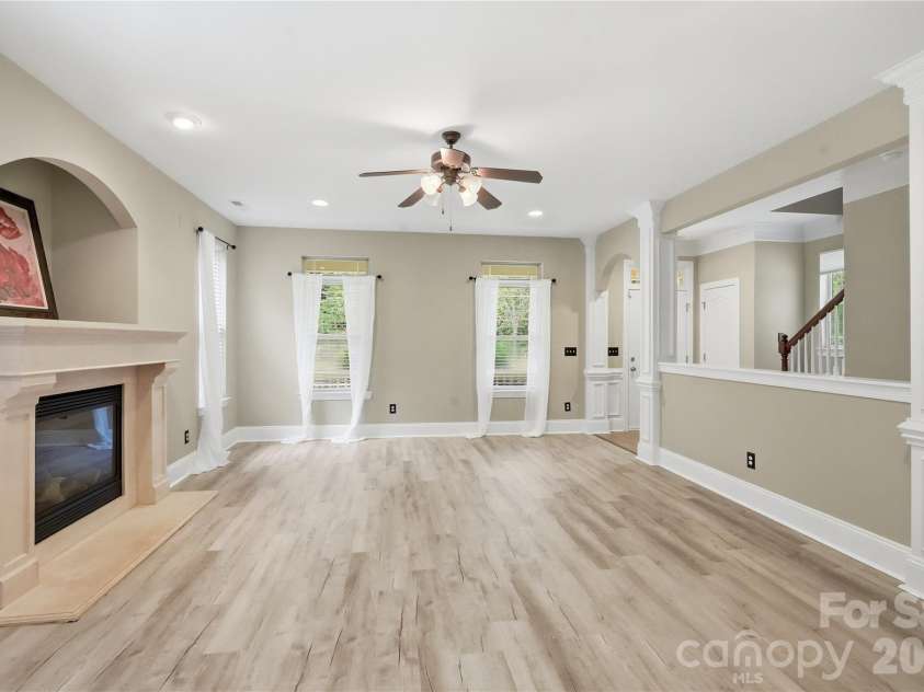 13835 Cedar Pond Circle, Huntersville, NC 28078.  MLS# CAR4415357, YatesRealty ID 47251. 