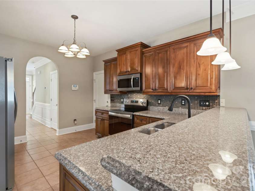 13835 Cedar Pond Circle, Huntersville, NC 28078.  MLS# CAR4415357, YatesRealty ID 47251. 