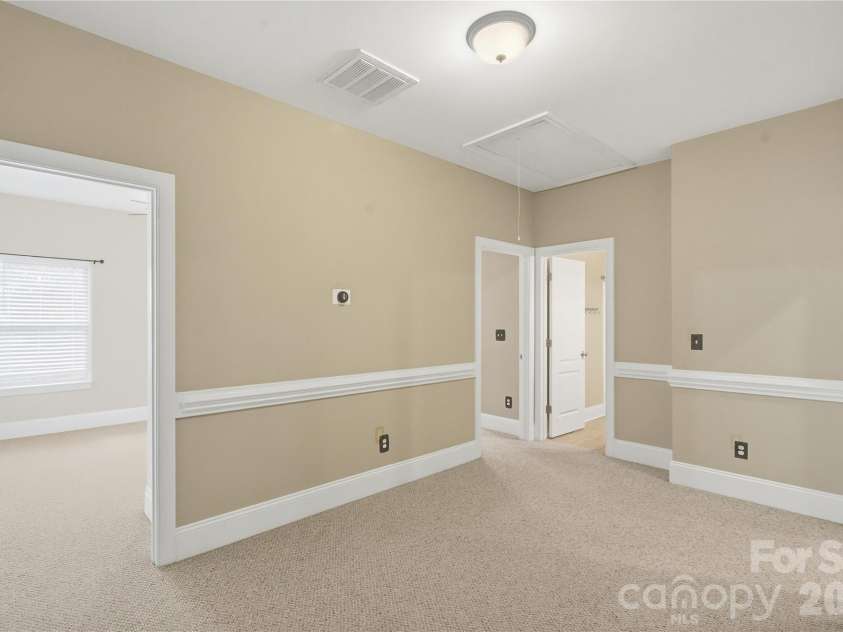 13835 Cedar Pond Circle, Huntersville, NC 28078.  MLS# CAR4415357, YatesRealty ID 47251. 