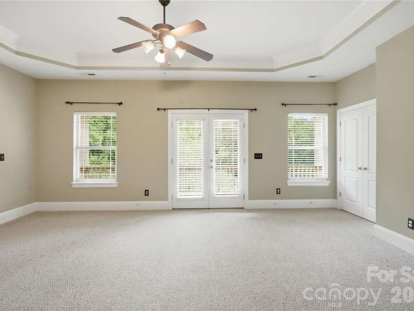 13835 Cedar Pond Circle, Huntersville, NC 28078.  MLS# CAR4415357, YatesRealty ID 47251. 