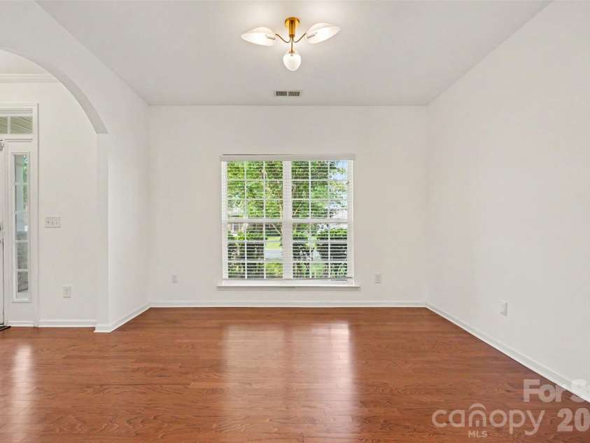5810 Castlecove Road, Charlotte, NC 28273.  MLS# CAR4403893, YatesRealty ID 47259. 