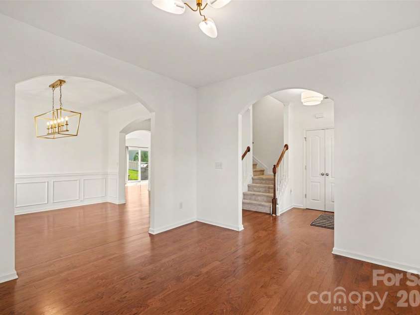 5810 Castlecove Road, Charlotte, NC 28273.  MLS# CAR4403893, YatesRealty ID 47259. 